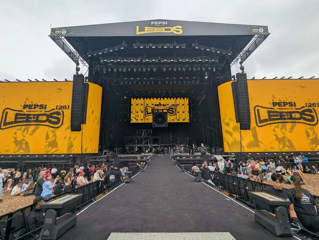 Leeds Festival 2026 main stage and catwalk before the set